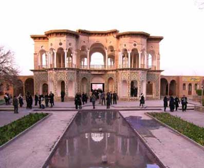 باغ شاهزاده یا باغ شازده ماهان