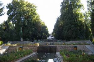 باغ شاهزاده یا باغ شازده ماهان